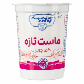 ماست تازه کم چرب پگاه 500 گرمي