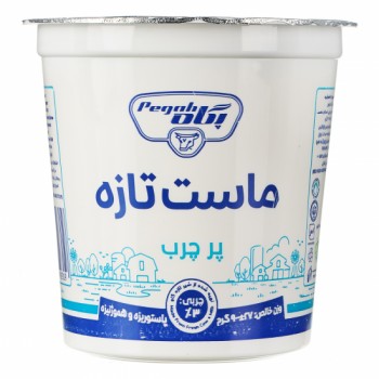 ماست تازه پرچرب پگاه 900 گرمي