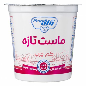 ماست ويتامين D3  کم چرب  900 گرمي پگاه